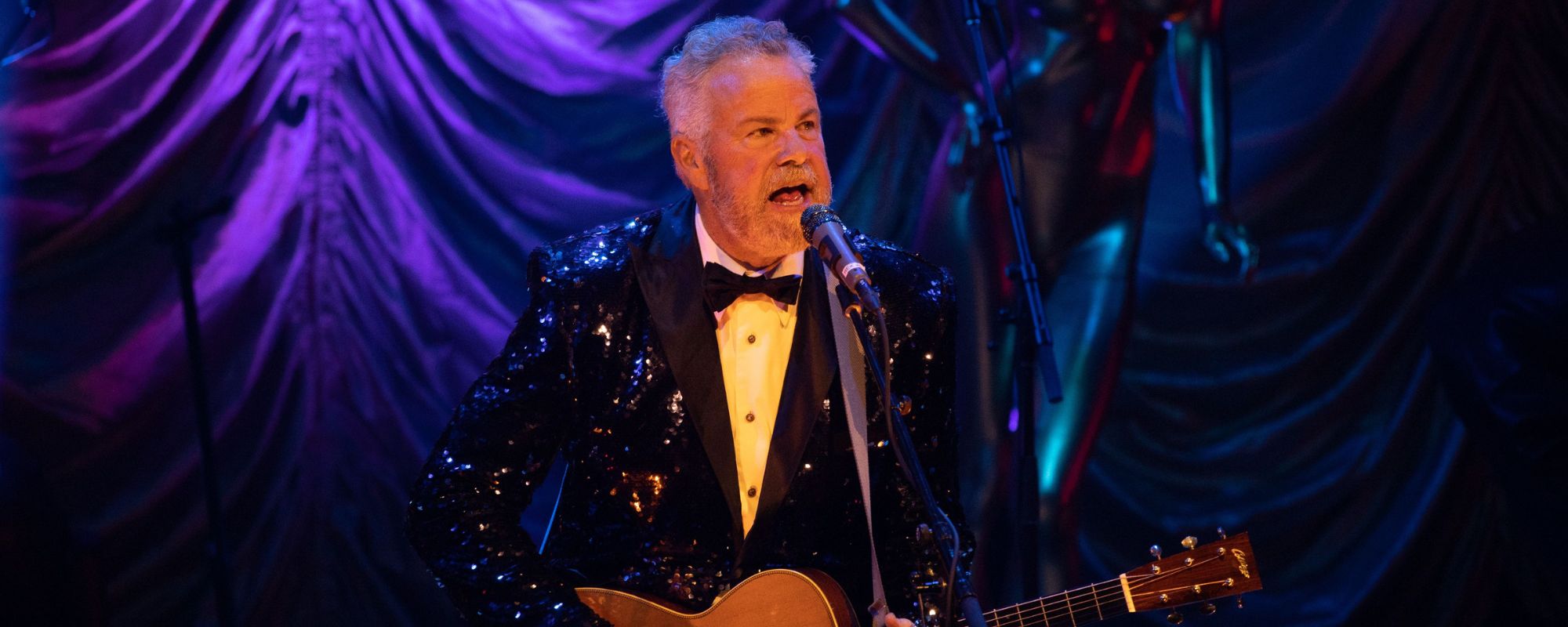 Why Robert Earl Keen’s Mom Hated His Bawdy Holiday Hit “Merry Christmas From the Family”