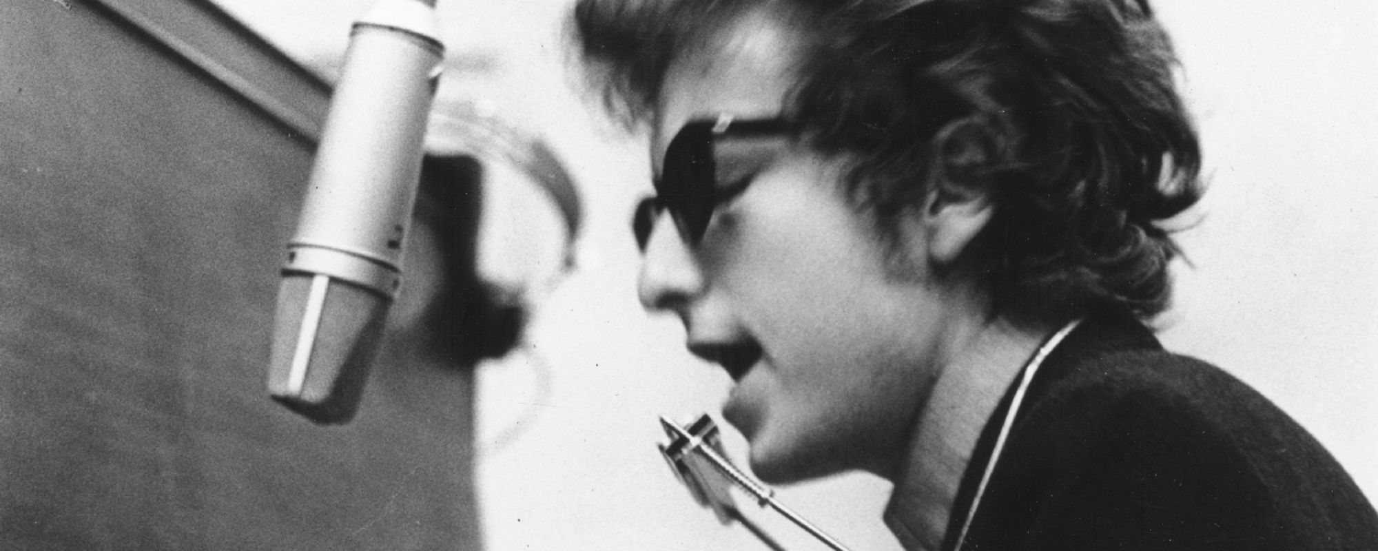 4 of the Best Musical Bloopers of the 1960s and 70s That Made the Songs That Much Better