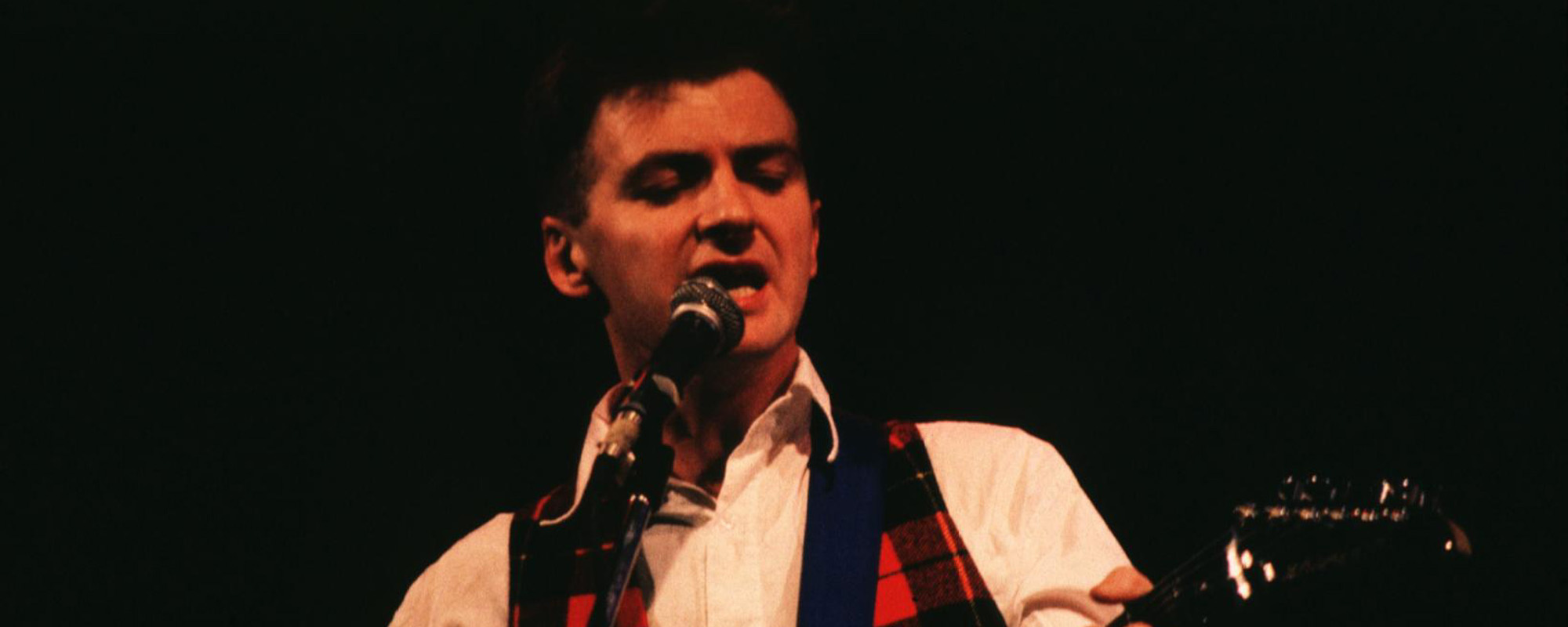 Behind the Album: Crowded House’s Instant Classic Self-Titled Debut