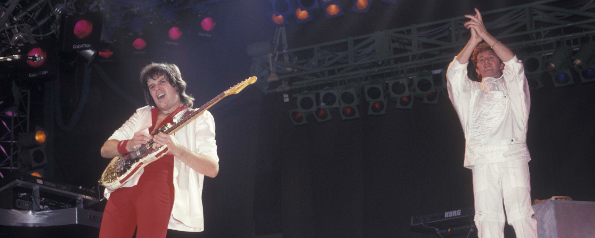 نعم، لقد سجلوا آخر أغنية لهم في قائمة أفضل 40 أغنية في الولايات المتحدة أثناء مشاركتهم في الدراما الجماعية