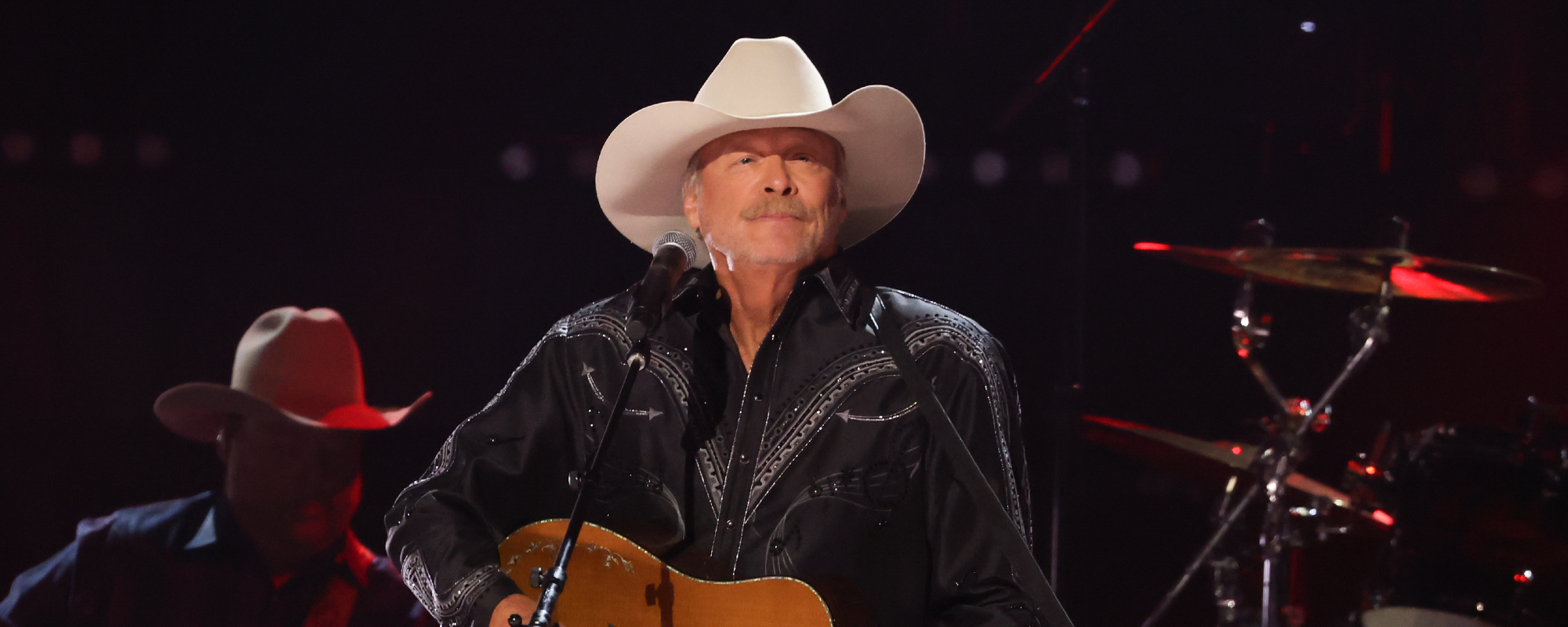 Alan Jackson Warns Fans About Scammers Posing as the Country Singer To Get Money