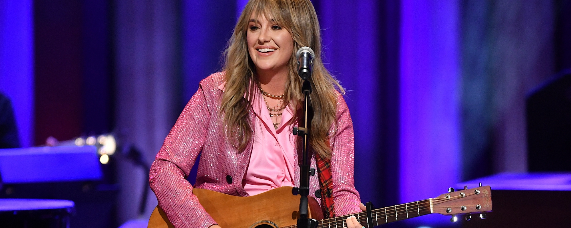“The Next (Best) Thing to Dolly”: Lainey Wilson’s Tribute Performance to The Judds at the Grand Ole Opry Will Drive You Crazy