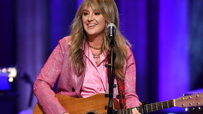 “The Next (Best) Thing to Dolly”: Lainey Wilson’s Tribute Performance to The Judds at the Grand Ole Opry Will Drive You Crazy