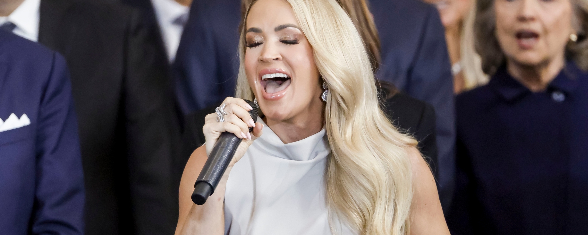 Fans Flood Carrie Underwood's Social Media After Inauguration Performance Hits a Snag