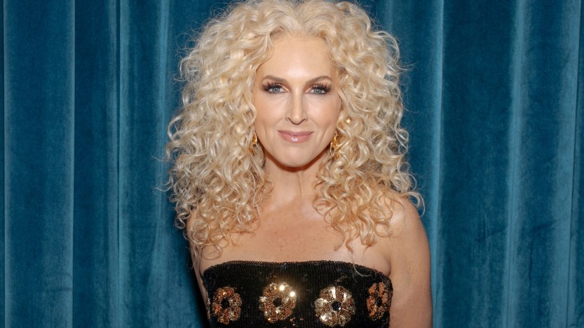 Little Big Town Singer Kimberly Schlapman Reveals the Secret She's Been Keeping for Two Decades