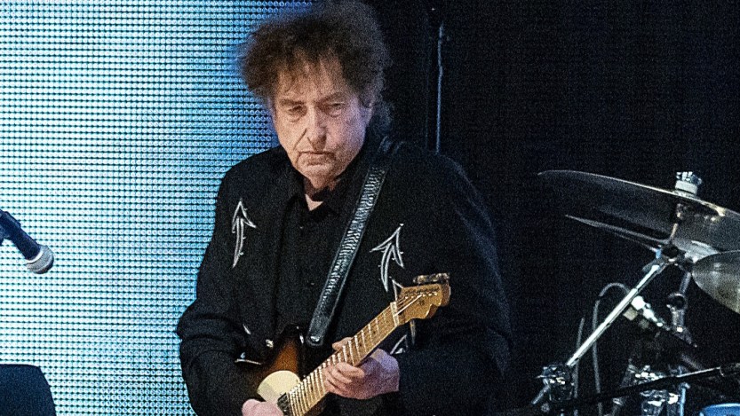 Bob Dylan Announces First Tour Dates of 2025; Shares Heartfelt Tribute to Late Band Keyboardist Garth Hudson