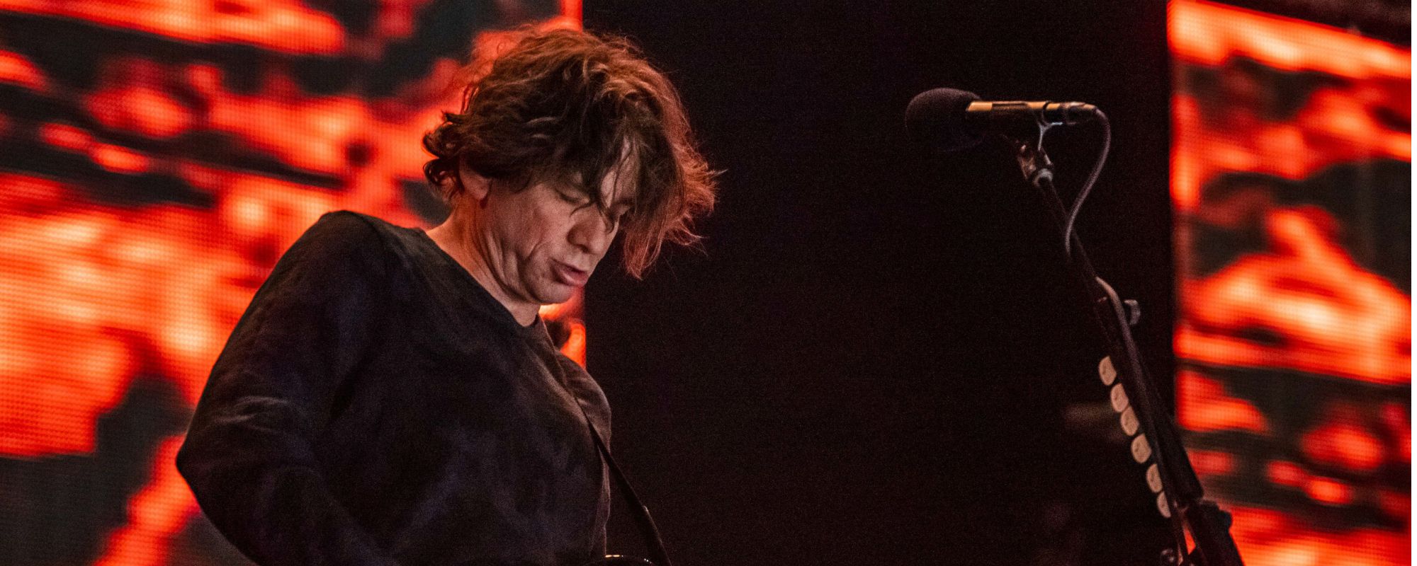 Primus Guitarist Loses Home as Wildfires Continue Blazing Through LA Area