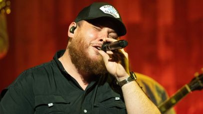 Luke Combs Treats New Zealand Crowd To Heartfelt Unreleased Ballad