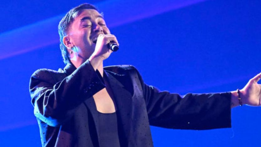 'The Voice' Champ Sofronio Vasquez Inks Deal With Republic Records