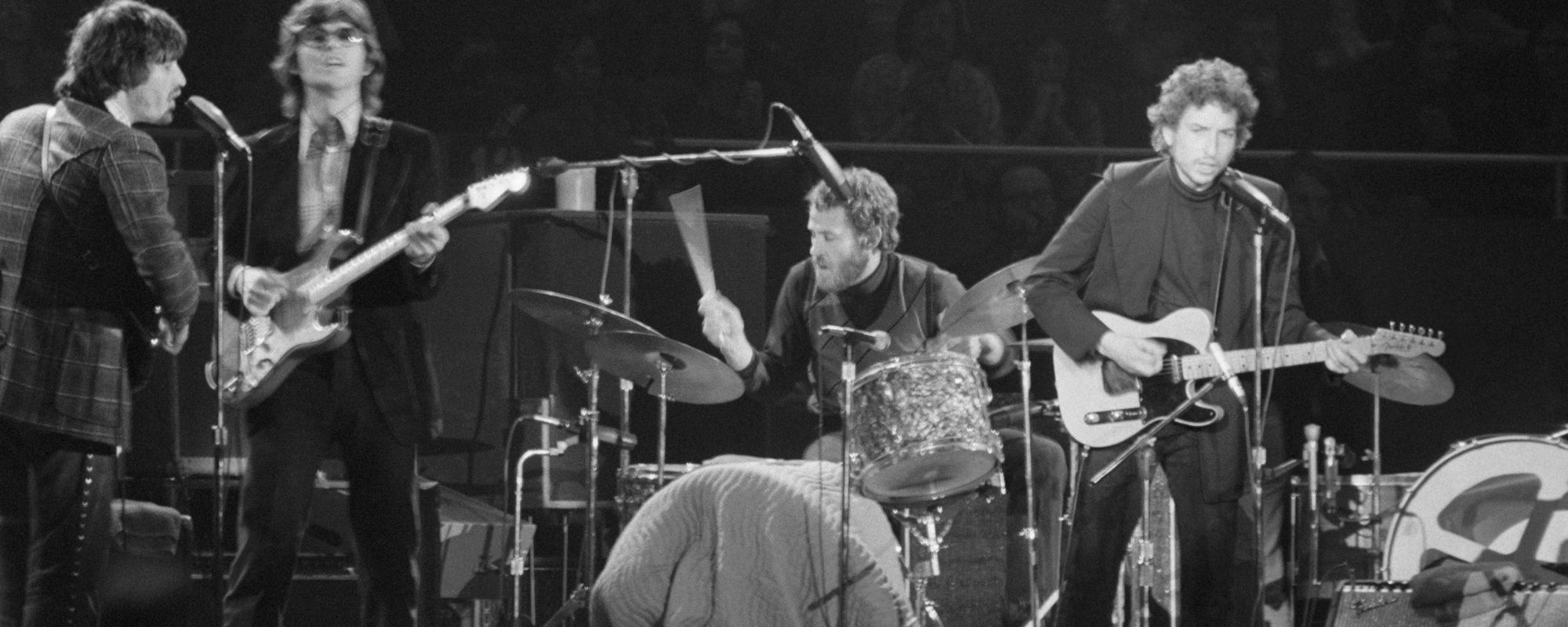 Bob Dylan performing with the Band