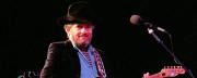 “Are You Ready for Your Song, Mama?”: Merle Haggard Singing This Country Classic to His Mom Hits Like a Hammer to the Heart