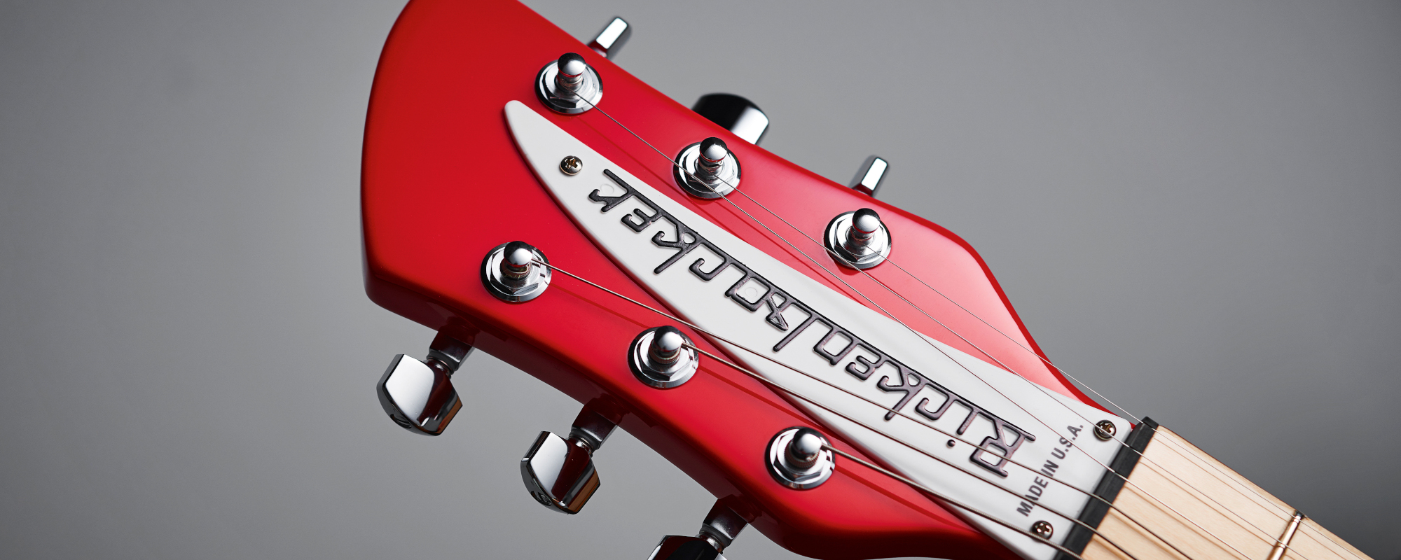 Johnny Marr’s Iconic Guitar That Led to Hits by The Smiths and Oasis