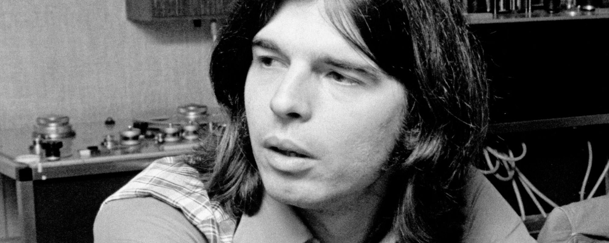 “It’s Not You”: Tony Visconti Once Tried Convincing David Bowie to Scrap This Massive Hit