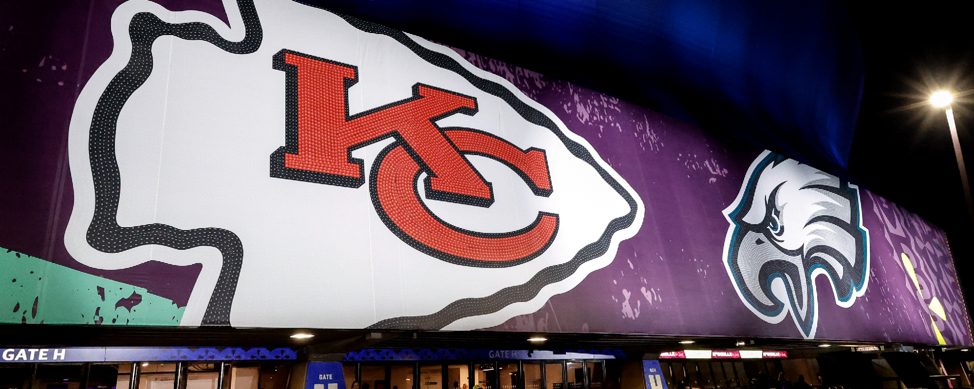 Watch the Entire Super Bowl Stadium Erupt Into “Take Me Home, Country Roads” for an All-Time Rendition