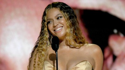 Wrong Genre: 4 Pop Singers Who Should've Been Rock Stars