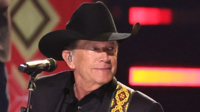 Watch Throwback Performance of George Strait Performing "The Cowboy Rides Away" at AT&T Stadium