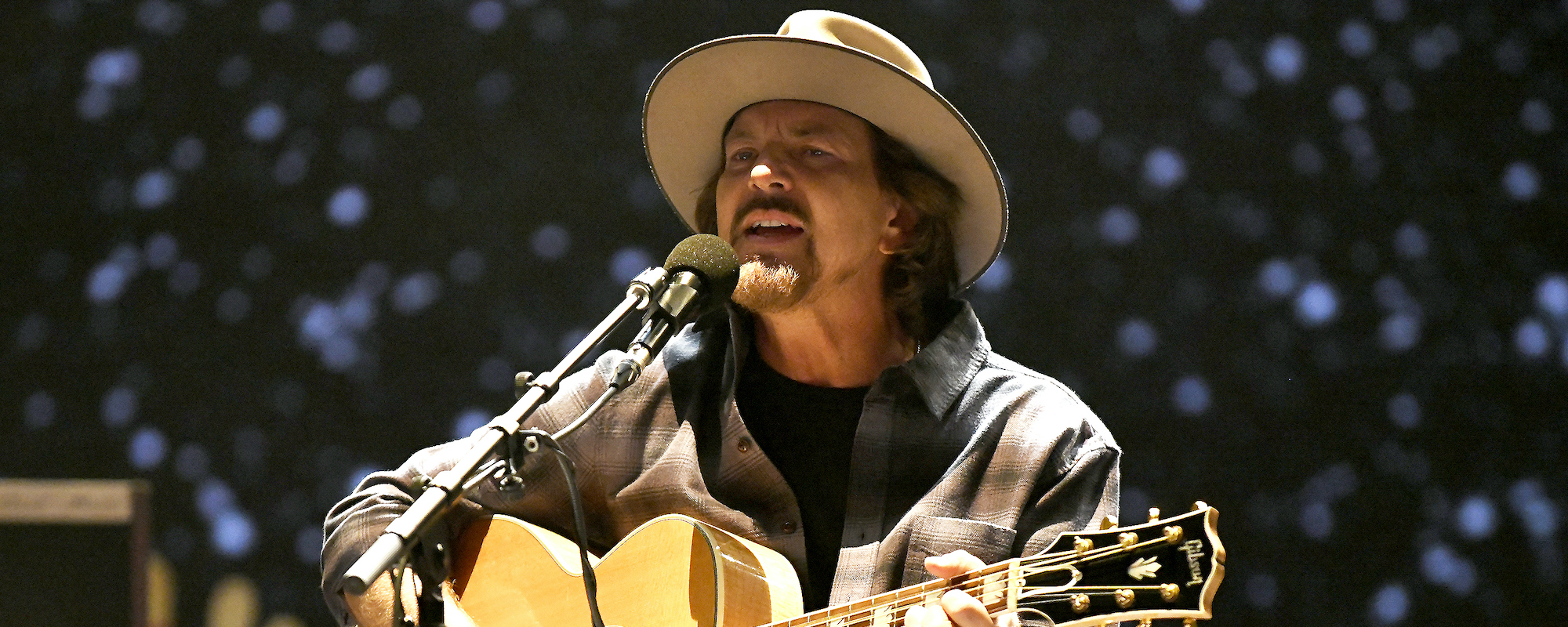 Eddie Vedder’s Outright Hatred of Mötley Crüe and “Girls, Girls, Girls” Earned a Scorching Nikki Sixx Rebuttal