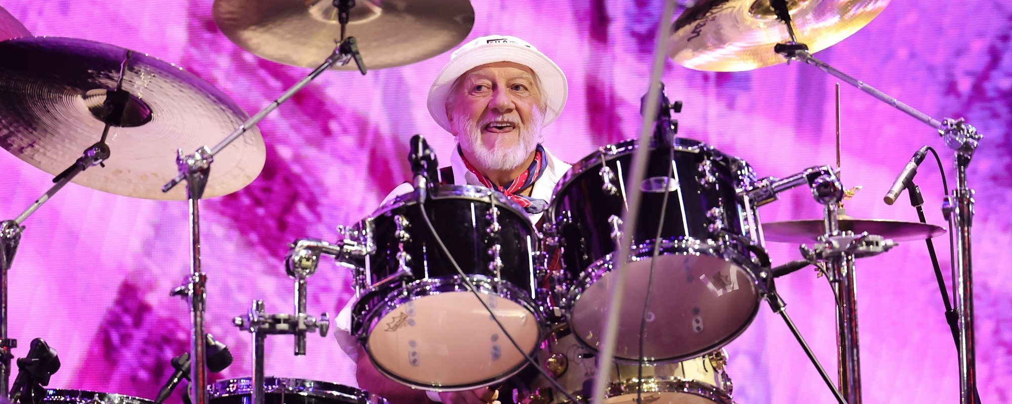 Watch Mick Fleetwood Serenade His Beloved Pet Pig Tilly on the Ukulele; Reveal He’s Working on a New Solo Album