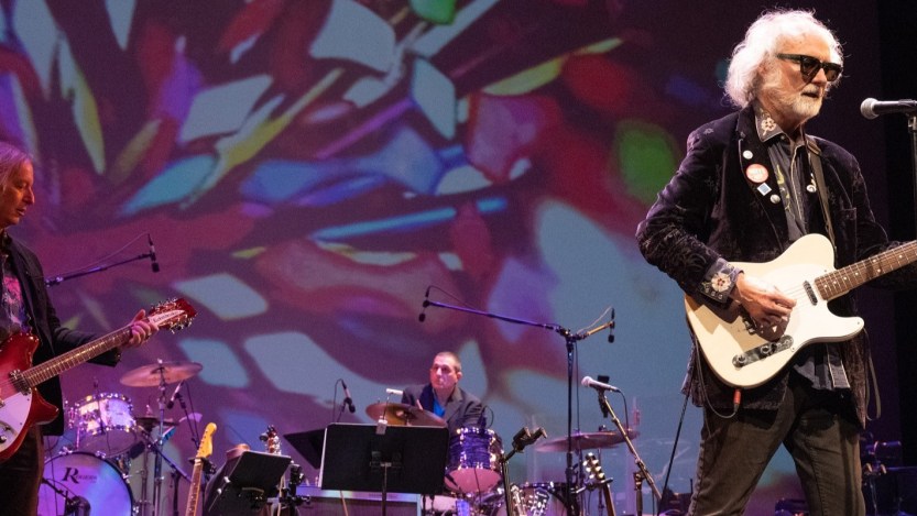 R.E.M. Guitarist Peter Buck’s Side Project The Minus 5 Releasing New Album, ‘Oar On, Penelope!,’ This Spring; Check Out Lead Single, “Words & Birds”