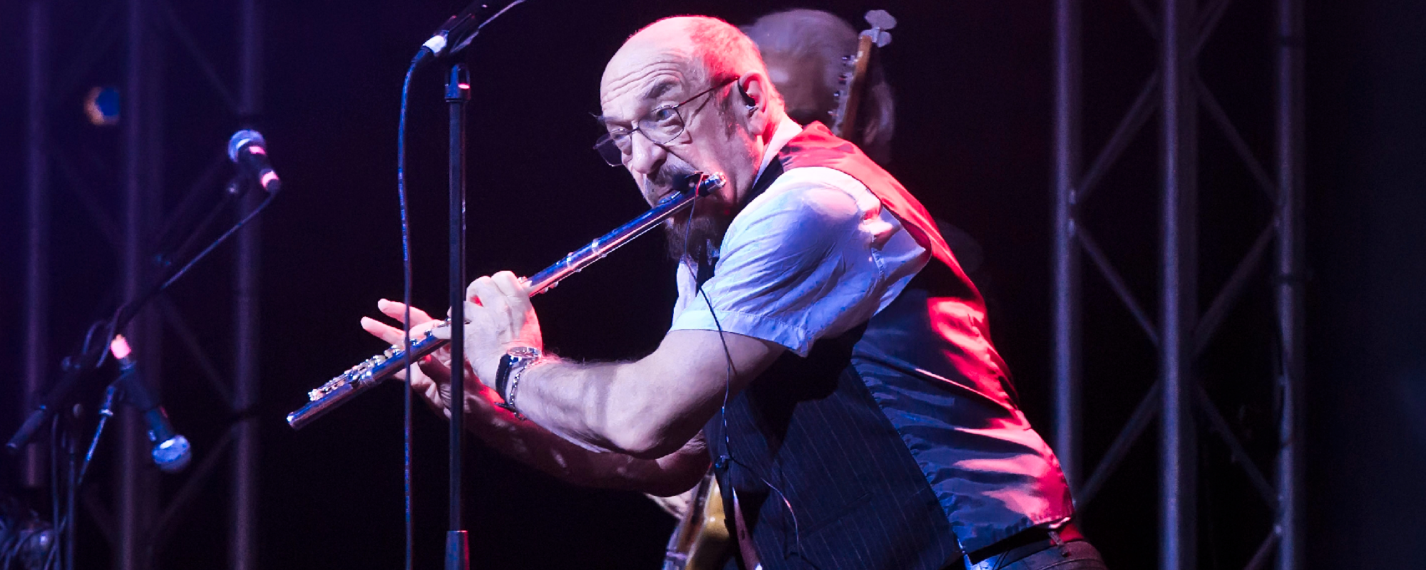 Ian Anderson Considered Fans Who Shouted at Concert "Incredible Rude"
