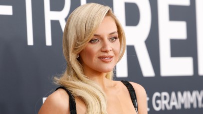 Kelsea Ballerini Ends Concert Early Due to Sickness