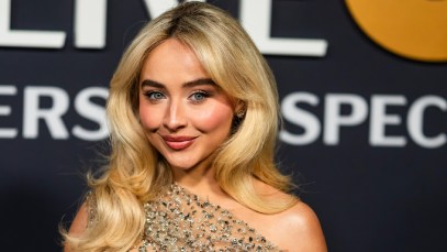 Watch Sabrina Carpenter Performing "Homeward Bound" Alongside Paul Simon on 'SNL50'