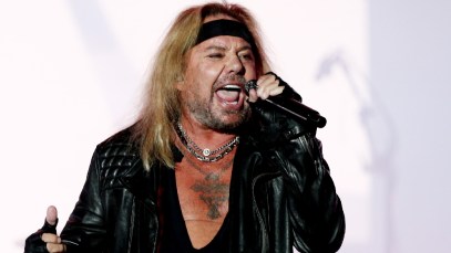 Mötley Crüe Fans React After Vince Neil's Plane Is Involved in Fatal Crash