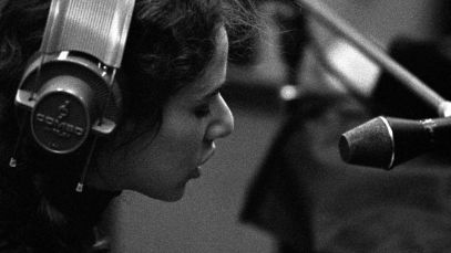 Carole King in the studio recording 'Tapestry'