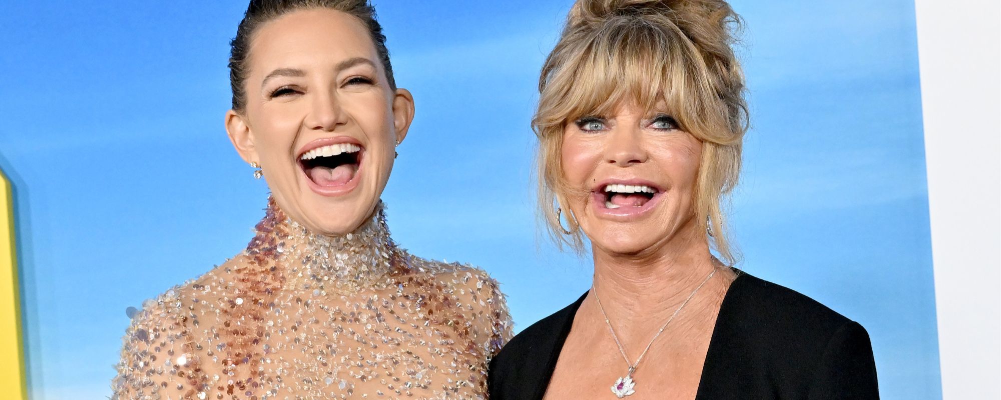Kate Hudson and Goldie Hawn pose together