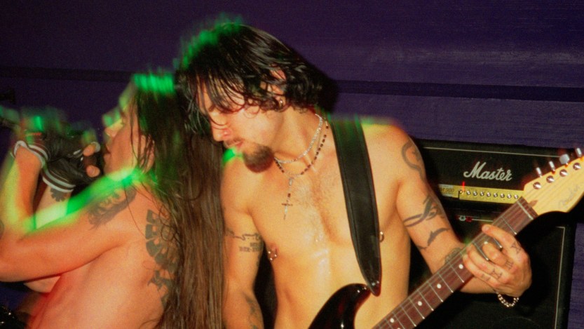 3 Catchy Hit Songs With Lyrics That Make Absolutely No Sense