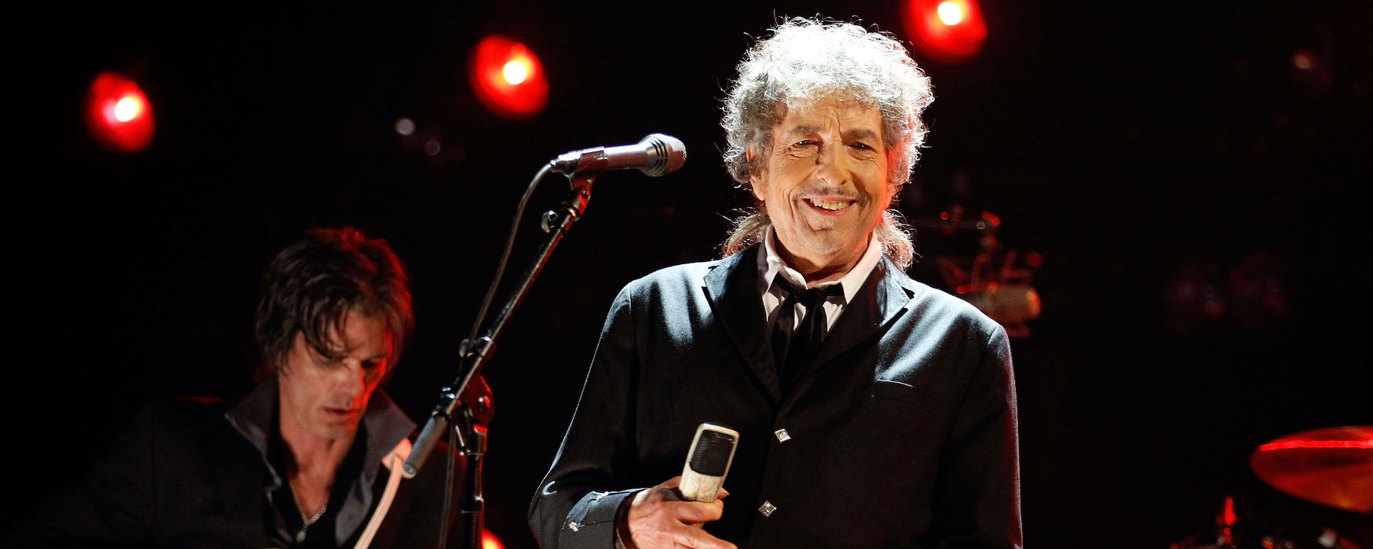 Why Bob Dylan Name-Dropped Alicia Keys in “Thunder On The Mountain”