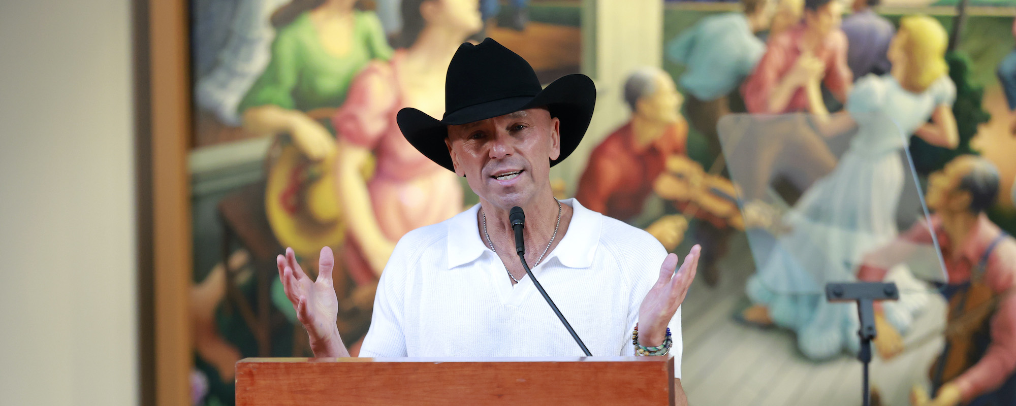 “It’s an Honor That Defies Words”: Watch Kenny Chesney’s Instant Reaction to Country Music Hall of Fame Induction