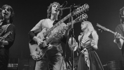 Watch Restored Video of an Inspired 1975 Paul McCartney & Wings Performance Celebrating the ‘Venus and Mars’ Vinyl Reissue