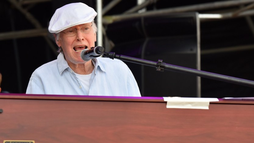 Find Out When Steve Winwood Will Be Returning to North America for a 2025 Tour