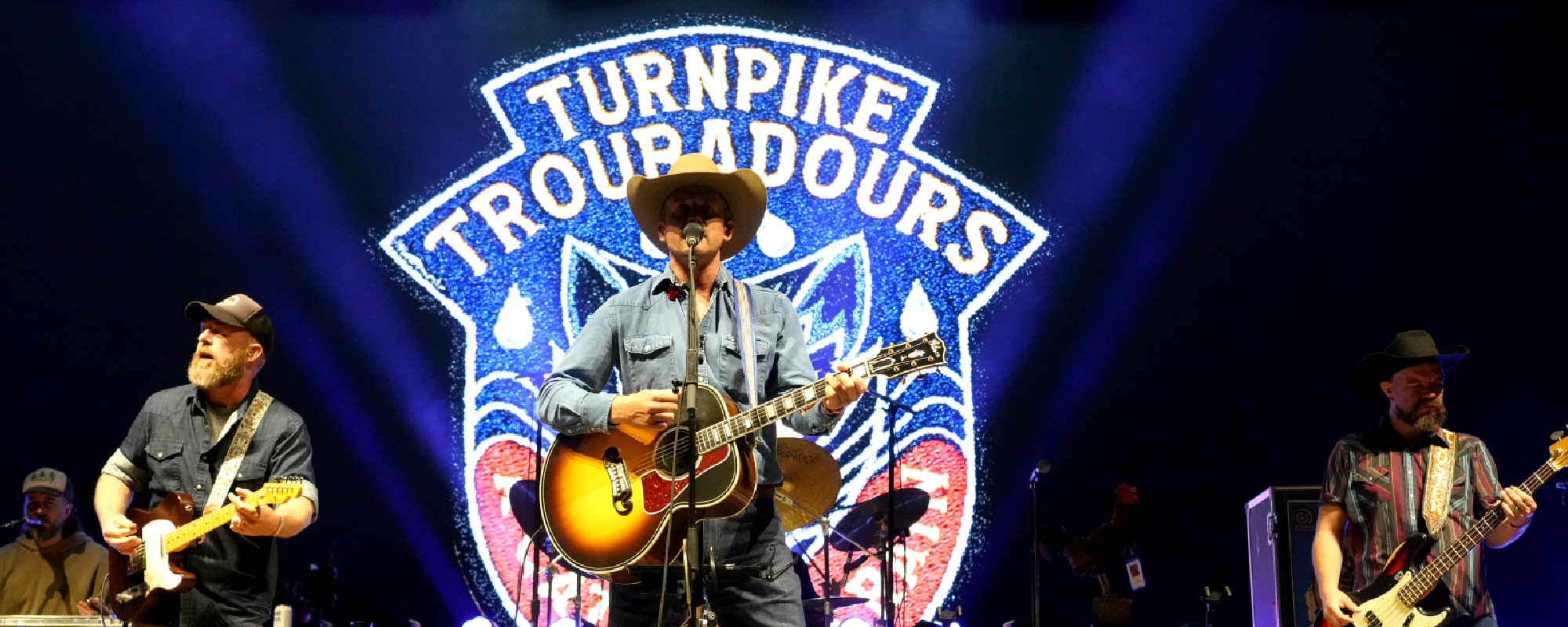 Turnpike Troubadours Teams With Molly Tuttle and Ketch Secor for Special “Wagon Wheel” Performance at Pinnacle Nashville