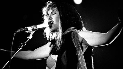 Stevie Nicks performing