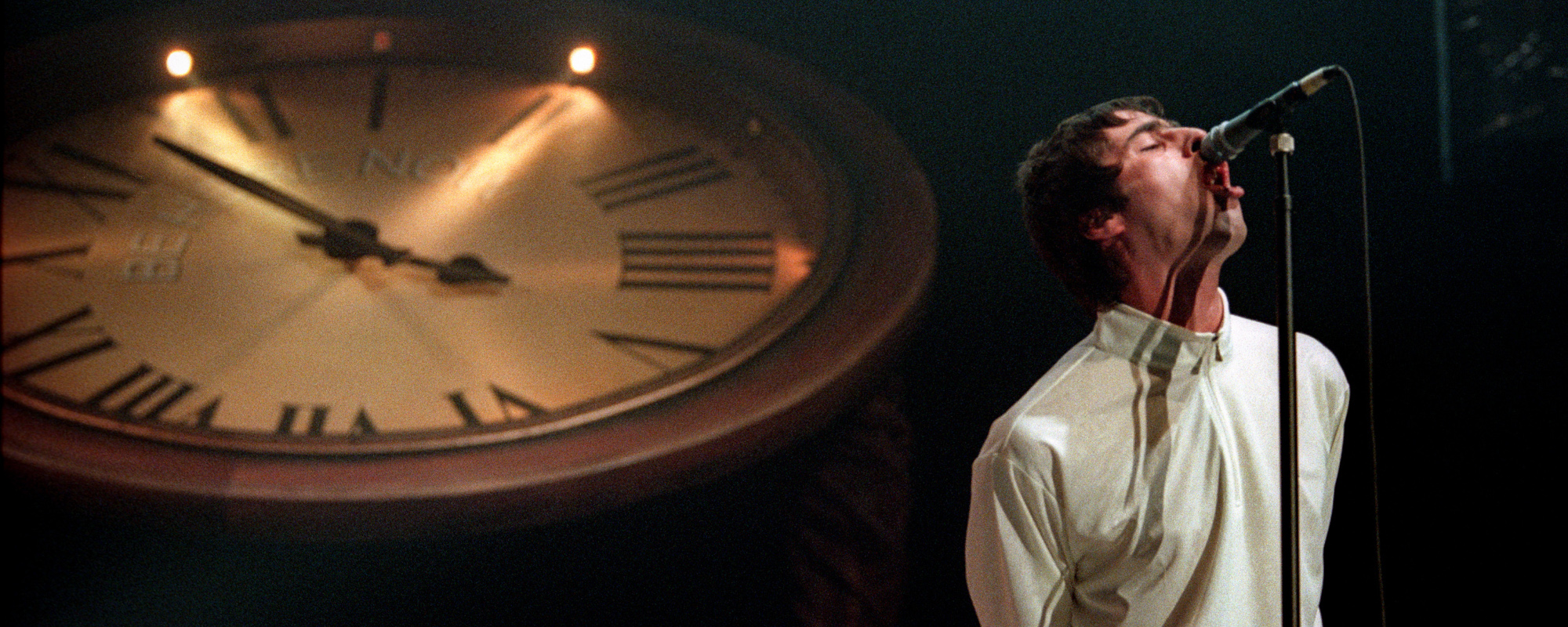 The Meaning Behind “All Around the World” by Oasis and the Epic End to Britpop