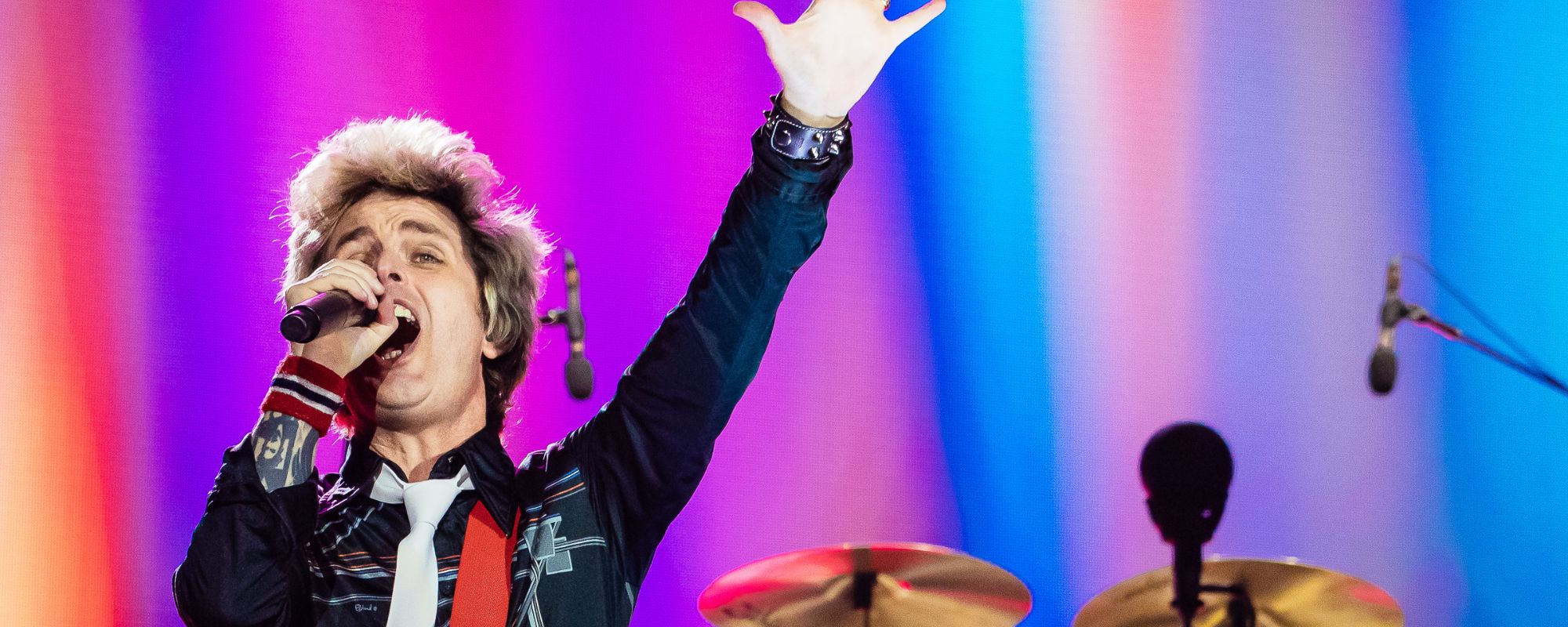 Billie Joe Armstrong Says This “A–Hole” Rocker Didn’t Want to Book Green Day for Iconic Music Festival