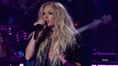 Watch Carrie Underwood Recreate Iconic 'American Idol' Moment With Cover of "Alone"