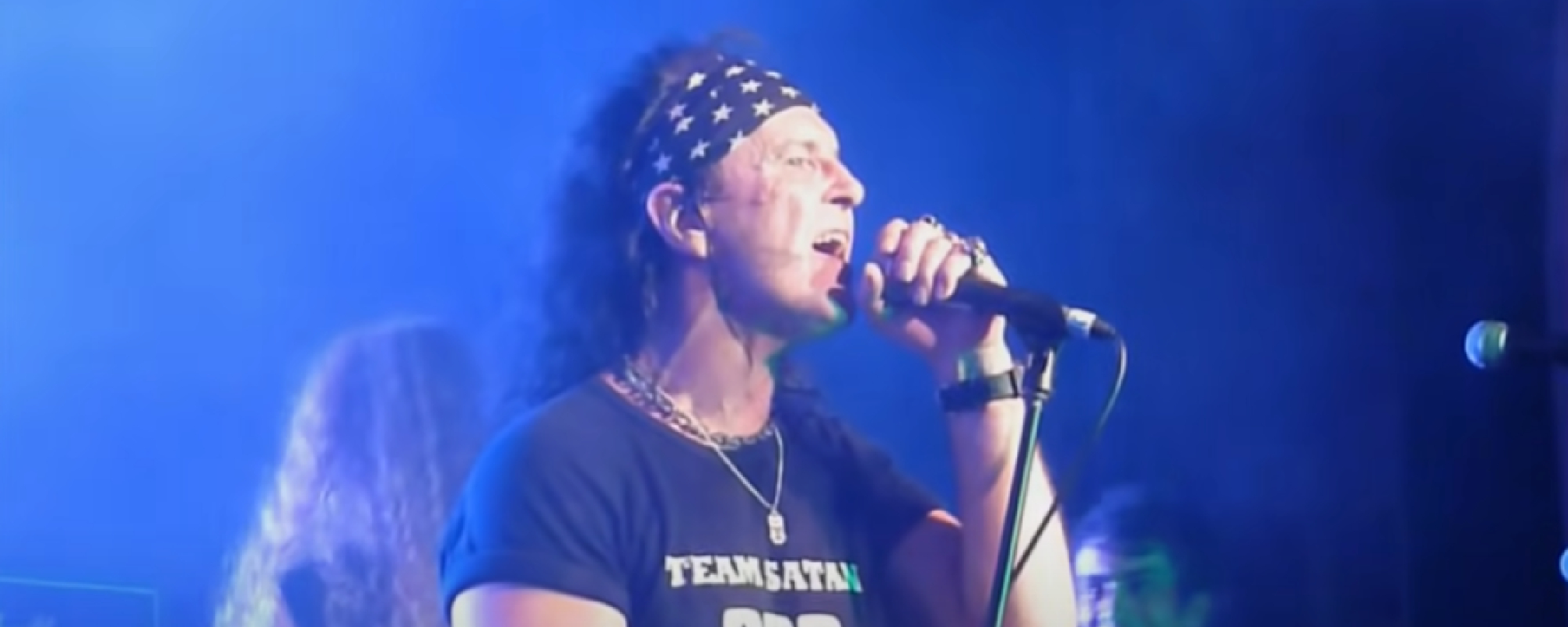 Former AC/DC Singer Dave Evans Explains the Real Reason for Rock and Roll’s Decline: “People Are Not Hearing It”