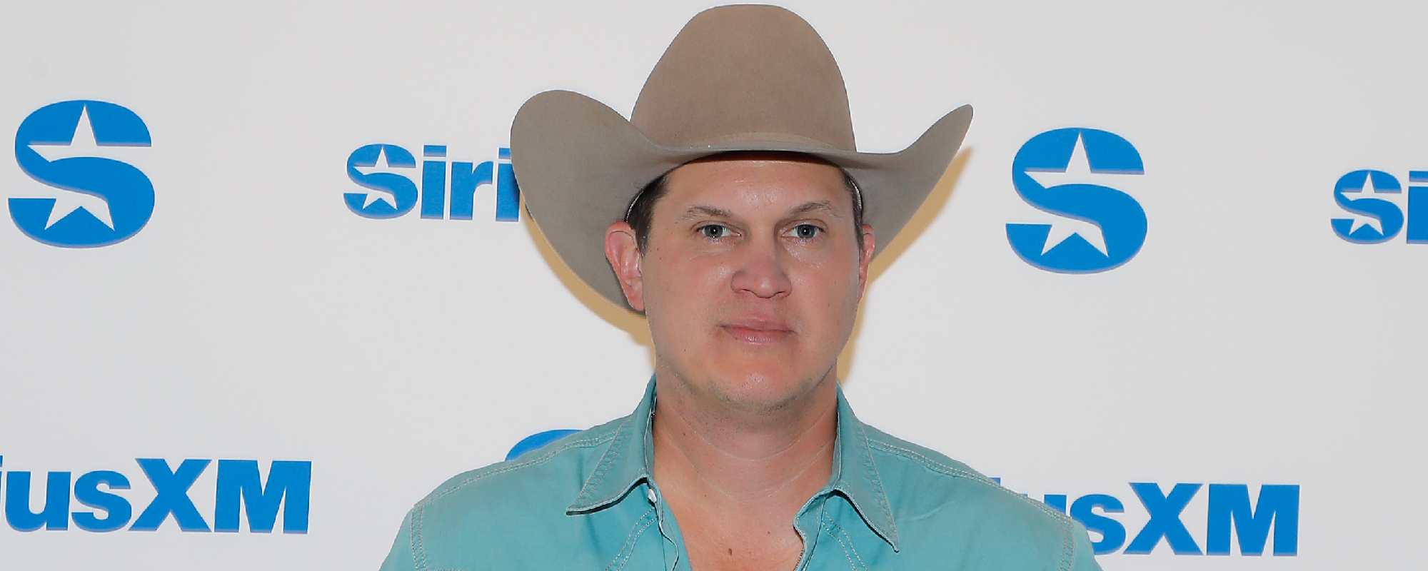 Jon Pardi Reveals the Two Country Stars Who Helped Shape His Career: "Those Guys Are Brothers"