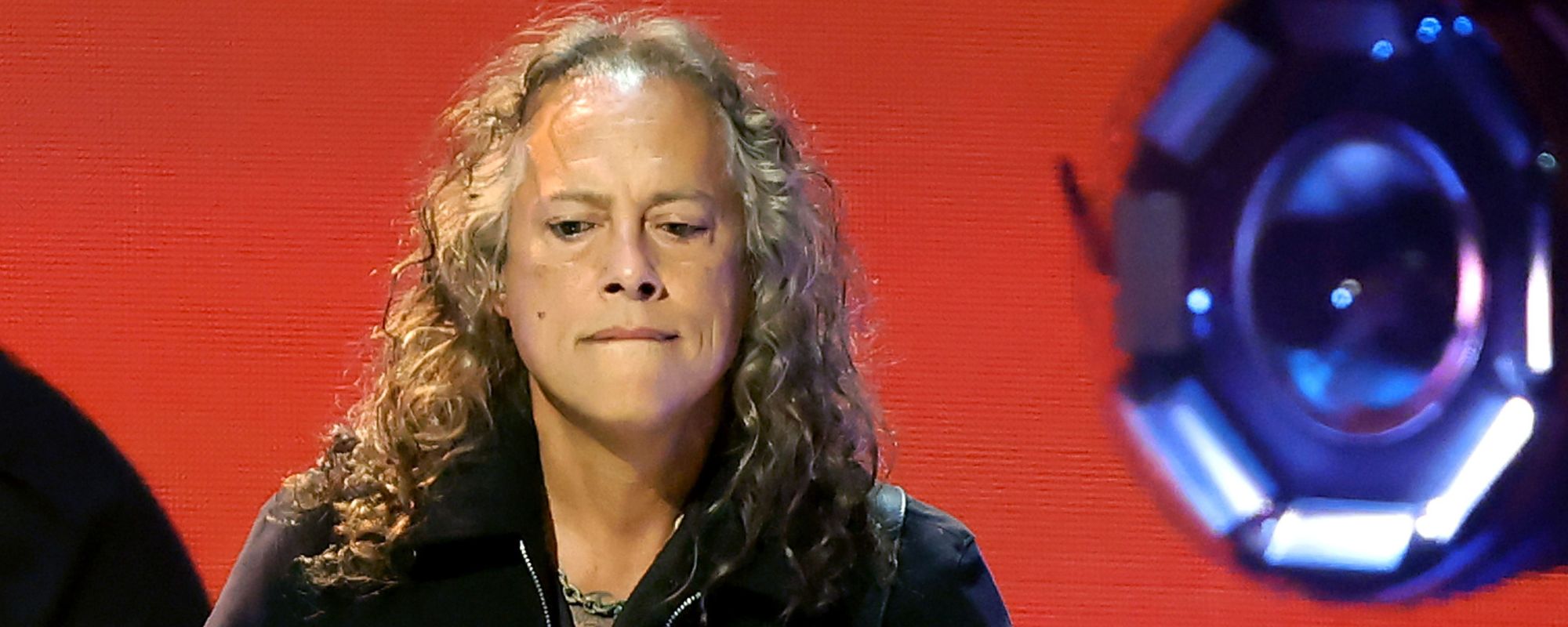 Metallica’s Kirk Hammett Says This Guitar Riff “Shifted Heavy Metal”