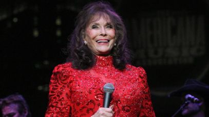 Who Will Play Loretta Lynn in the ‘Coal Miner’s Daughter’ Musical?