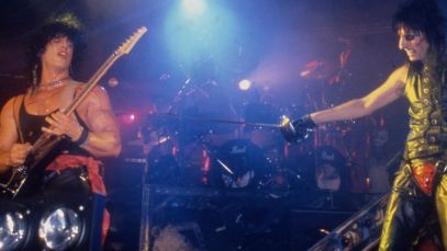 Alice Cooper performing