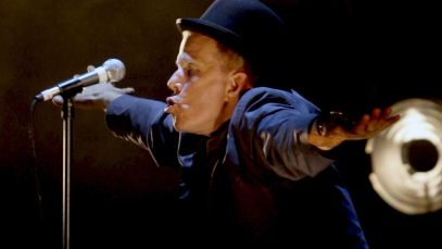 Tom Waits performing