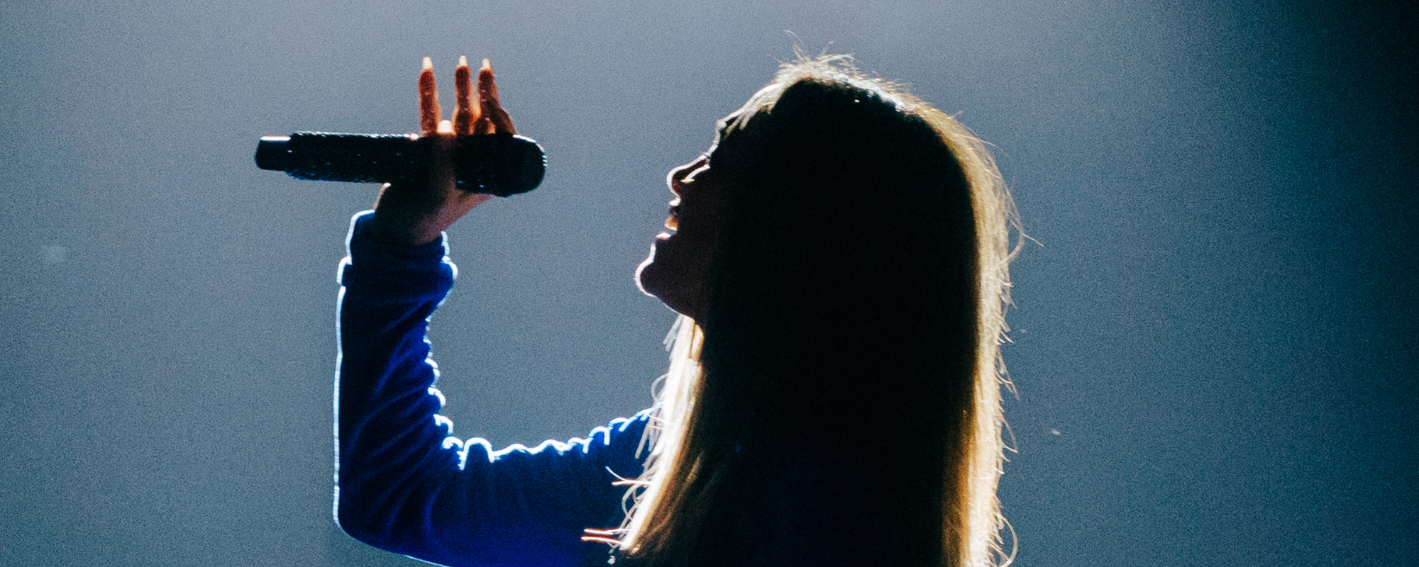 Jennifer Lopez Opens the 2025 AMAs With an Incredible Performance