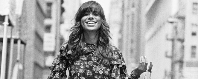 Watch Carly Simon Knock Two Classic Early Hits Out of the Park—Central Park, That Is—During a 1971 New York City Concert