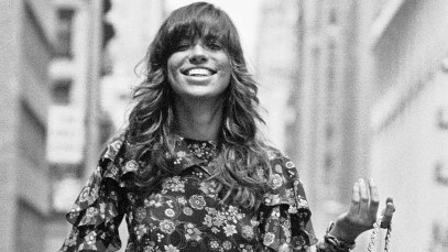 Watch Carly Simon Knock Two Classic Early Hits Out of the Park—Central Park, That Is—During a 1971 New York City Concert
