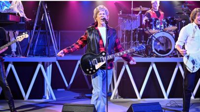 Kevin Bacon Channels Bryan Adams in “Summer of 69” Performance Alongside Jimmy Fallon