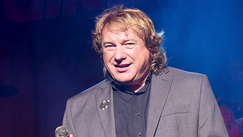 Lou Gramm Explains Why Foreigner’s Luis Maldonado Took Over Singing Duties During Latin American Tour